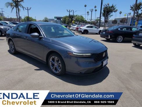 Used 2023 Honda Accord EX image 3