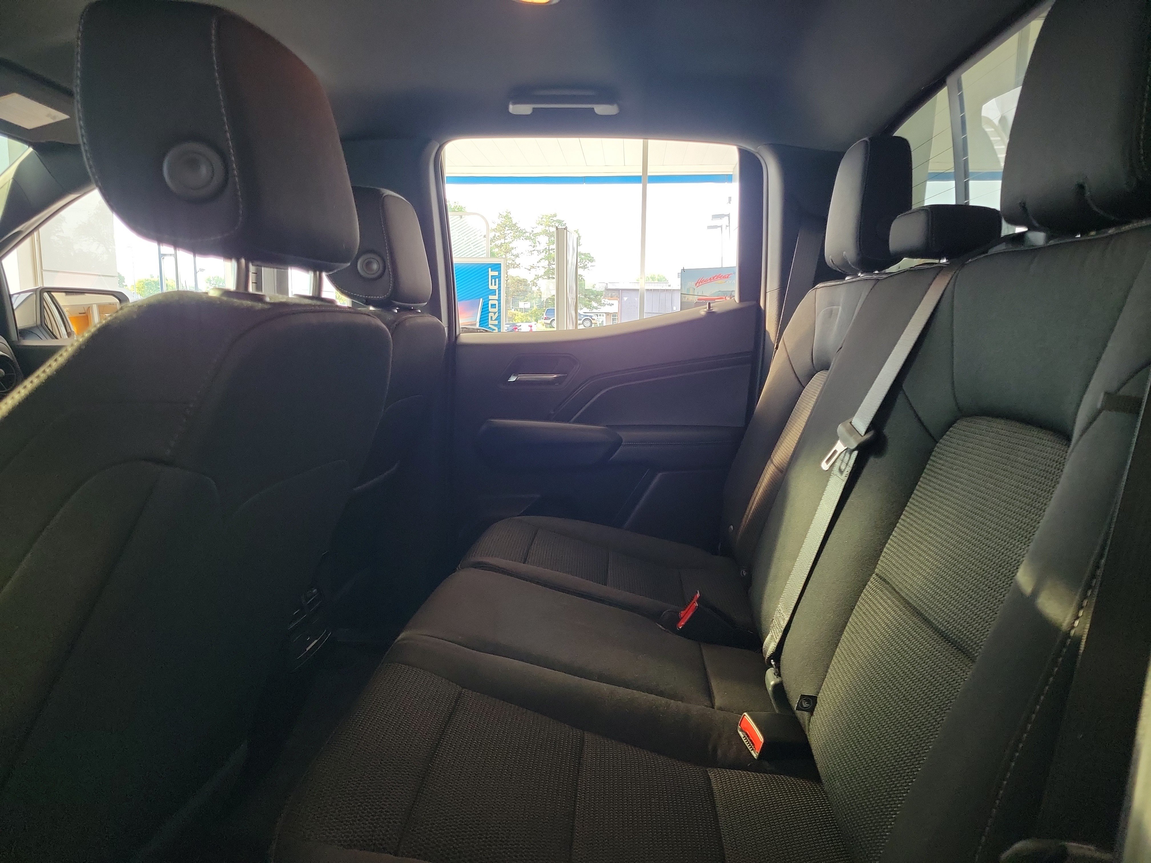 Used 2026 Chevrolet Colorado LT RWD image 12