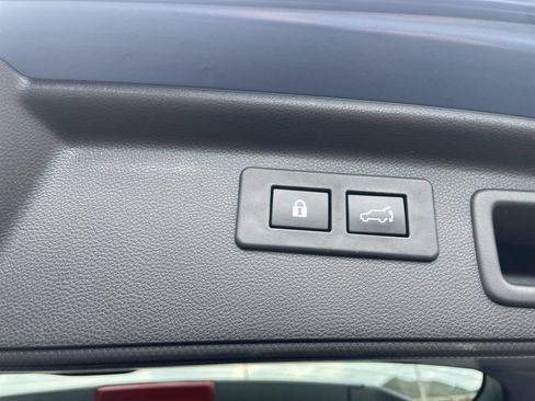 Certified 2021 Subaru Forester Premium w/ Popular Package #1 AWD/4WD image 38