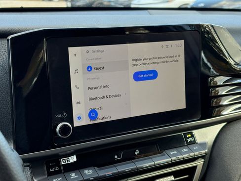 Used 2025 Toyota Camry LE image 21