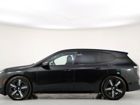 Used 2023 BMW iX M60 w/ Executive Package image 8