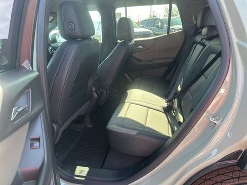 New 2026 Chevrolet Equinox LT w/ Convenience Package II FWD image 28
