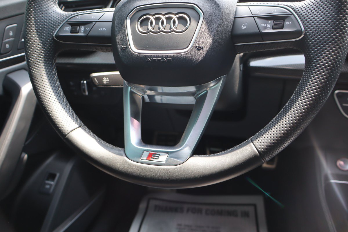 Used 2022 Audi SQ5 Premium Plus w/ Premium Plus Package AWD/4WD image 17