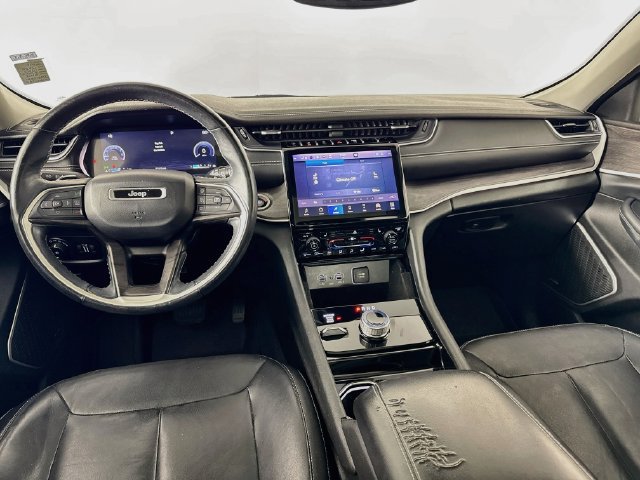 Used 2022 Jeep Grand Cherokee L Limited AWD/4WD image 29