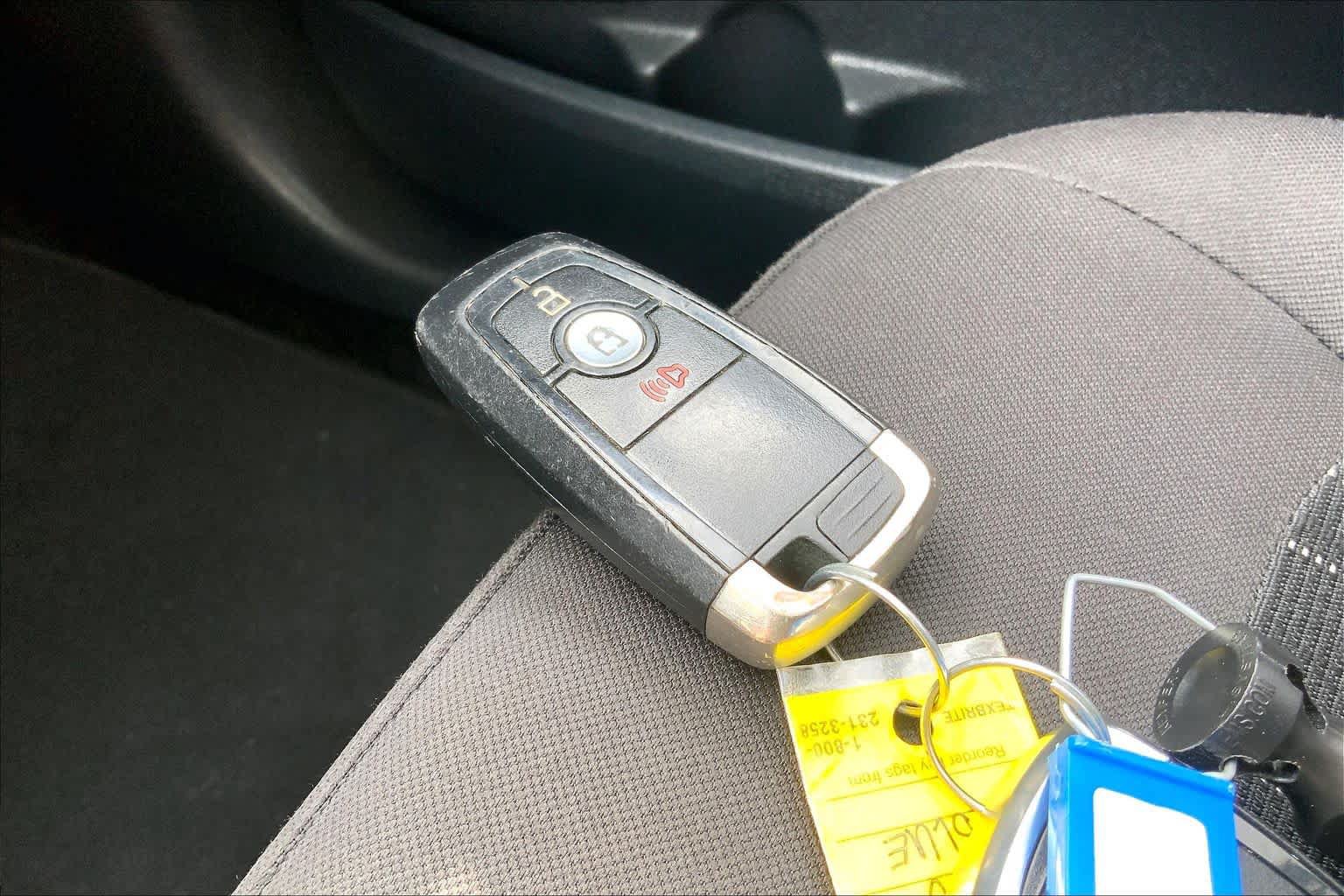Used 2018 Ford EcoSport SE FWD image 13