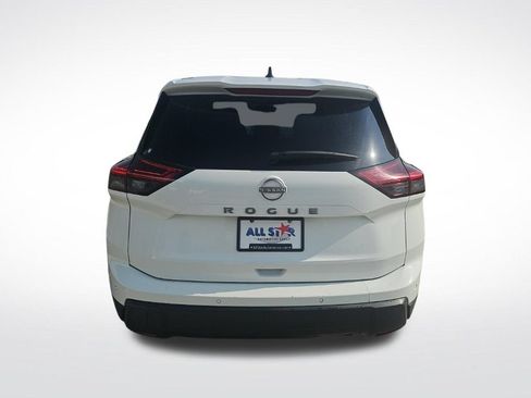 Used 2024 Nissan Rogue S FWD image 7