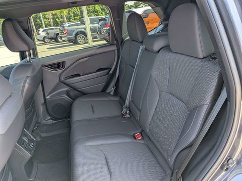 Certified 2025 Subaru Forester Premium AWD/4WD image 14