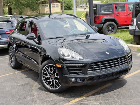 Used 2018 Porsche Macan Sport Edition AWD/4WD image 7
