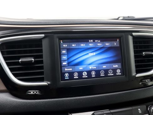 Used 2021 Chrysler Voyager Lxi FWD image 27