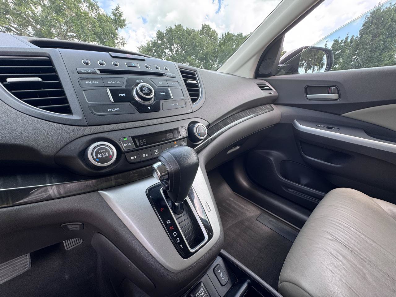 Used 2012 Honda CR-V EX-L image 23