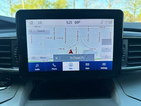 Certified 2022 Ford Explorer XLT w/ Equipment Group 202A RWD image 19