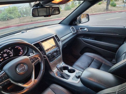 Used 2016 Jeep Grand Cherokee Limited w/ Luxury Group II AWD/4WD image 29