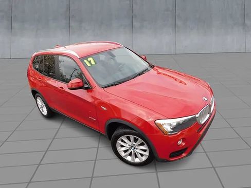 Used 2017 BMW X3 sDrive28i w/ Driving Assistance Package image 2