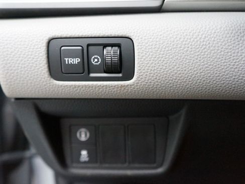 Used 2018 Honda Accord EX image 25