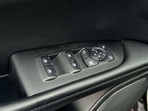 Used 2023 Lincoln Nautilus Reserve w/ Equipment Group 201A image 19