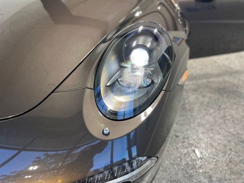 Used 2013 Porsche 911 Carrera 4S image 41