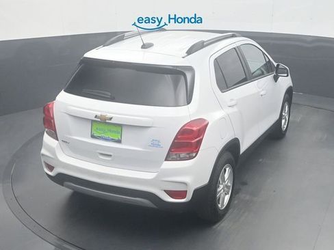 Used 2021 Chevrolet Trax LT image 24