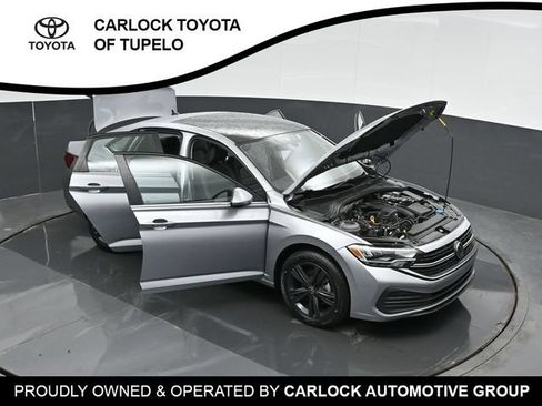 Used 2024 Volkswagen Jetta SE w/ Panoramic Sunroof Package FWD image 51
