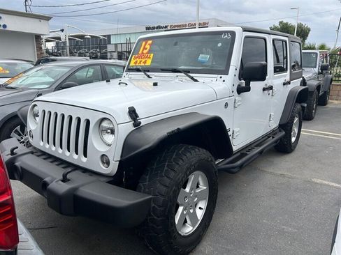 Used 2015 Jeep Wrangler Unlimited Sport w/ Quick Order Package 24S AWD/4WD image 21