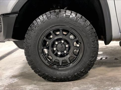 Used 2024 GMC Sierra 1500 AT4X w/ AT4X AEV Edition AWD/4WD image 10