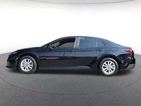 Used 2025 Toyota Camry LE FWD image 2