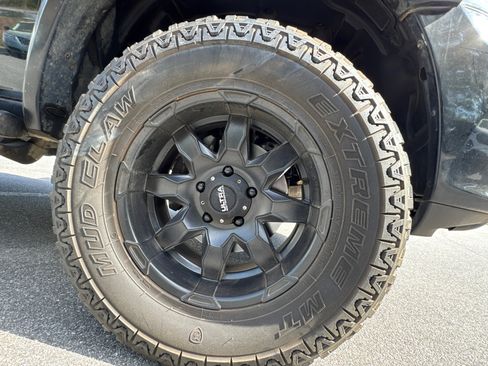 Used 2013 RAM 1500 Sport w/ Sport Premium Group image 13