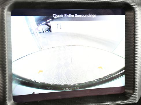 Used 2022 Jeep Wrangler Unlimited Sahara w/ LED Lighting Group image 31