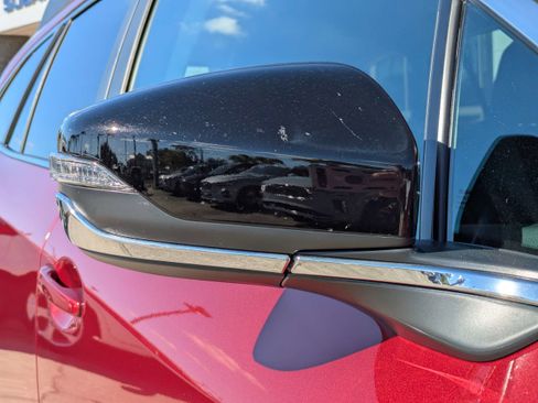 Certified 2025 Subaru Outback Premium image 12