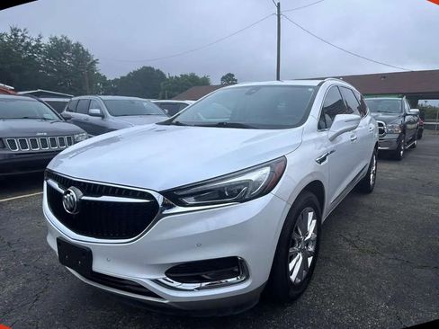 Used 2018 Buick Enclave Premium w/ Experience Buick Package AWD/4WD image 3