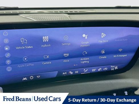 Used 2025 Buick Enclave Preferred image 17