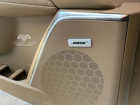 Used 2019 Cadillac Escalade Platinum image 57