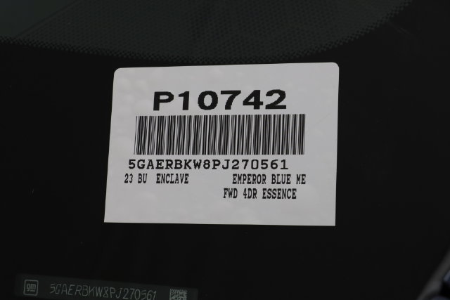 Used 2023 Buick Enclave Essence w/ Experience Buick Package FWD image 27