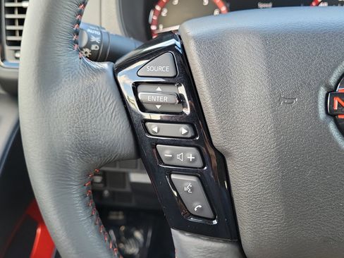 Certified 2023 Nissan Frontier Pro-X w/ Technology Package image 17