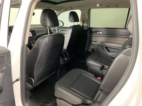 Used 2021 Volkswagen Atlas SEL R-Line image 33