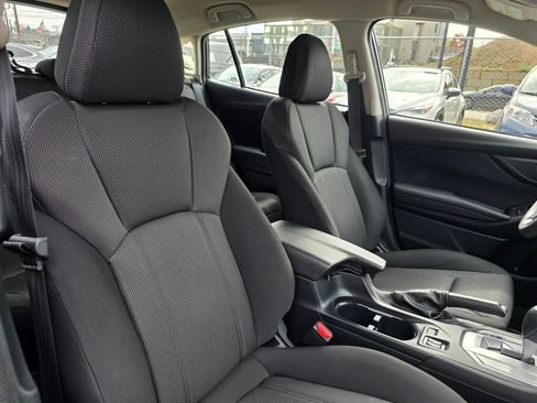 Certified 2022 Subaru Impreza 2.0i Premium AWD/4WD image 12