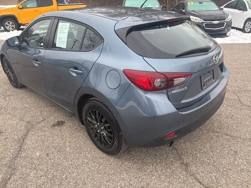 Used 2014 MAZDA MAZDA3 i Sport image 9