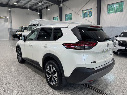 Used 2023 Nissan Rogue SV w/ SV Premium B Package AWD/4WD image 7
