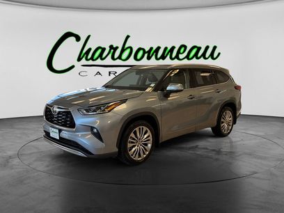 Used 2023 Toyota Highlander Platinum