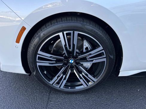 Certified 2025 BMW i7 eDrive50 w/ M Sport Package image 10