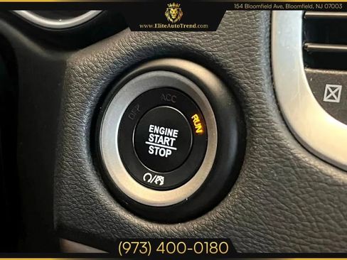 Used 2020 Dodge Durango SXT image 24