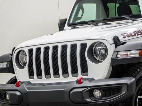 Used 2022 Jeep Wrangler Unlimited Rubicon AWD/4WD image 2