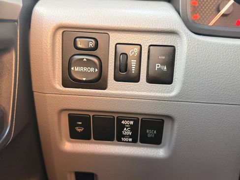 Used 2012 Toyota 4Runner SR5 w/ Convenience Pkg AWD/4WD image 40
