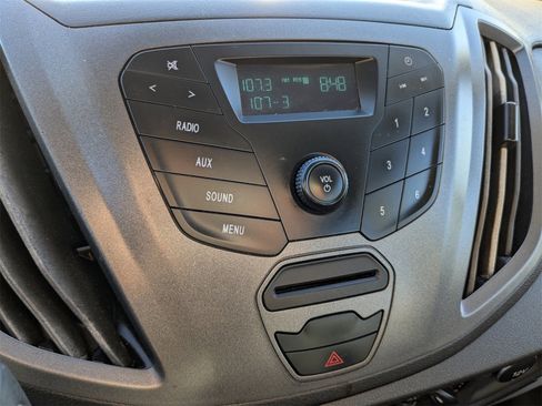 Used 2018 Ford Transit 350 XL image 21