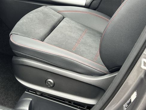 New 2026 Mercedes-Benz GLA 250 4MATIC image 12