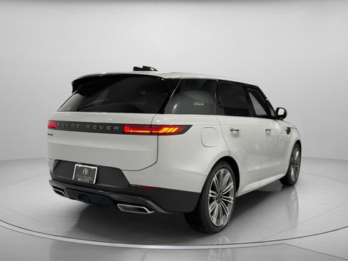 New 2026 Land Rover Range Rover Sport SE image 5
