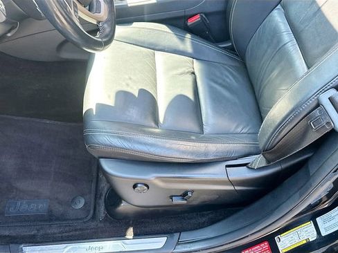 Used 2016 Jeep Grand Cherokee Limited image 20