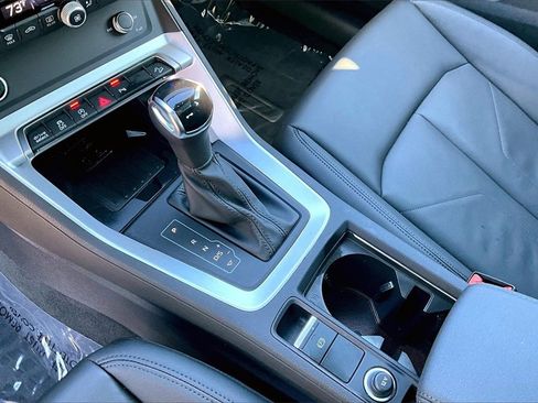 Used 2025 Audi Q3 2.0T Premium w/ Convenience Package image 18