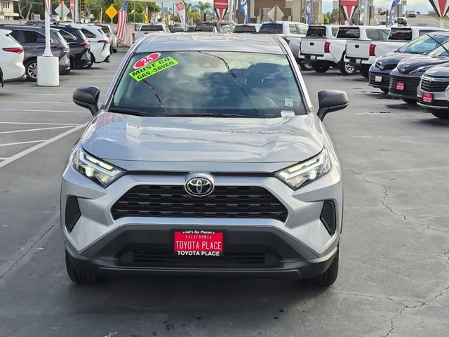 Used 2025 Toyota RAV4 LE AWD/4WD image 2
