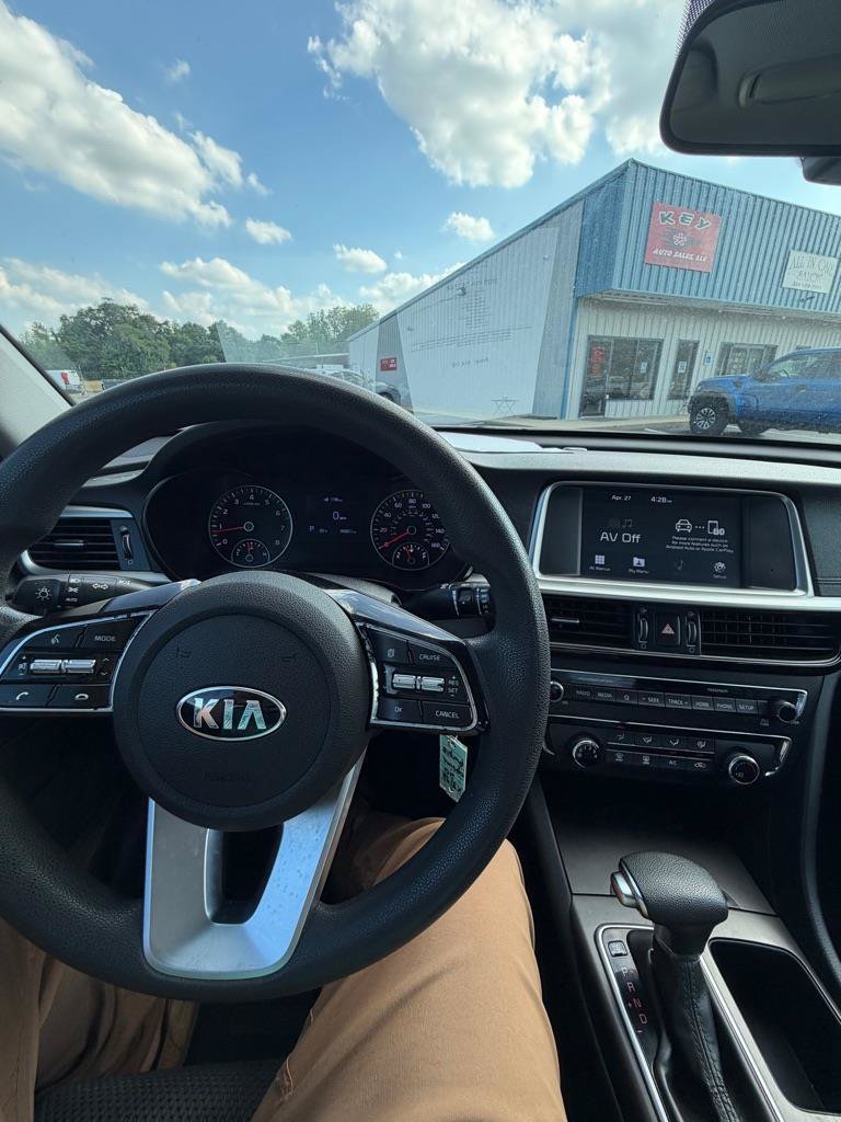 Used 2020 Kia Optima LX FWD image 13