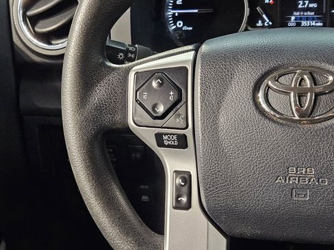 Used 2018 Toyota Tundra SR5 w/ SR5 Upgrade Package image 27